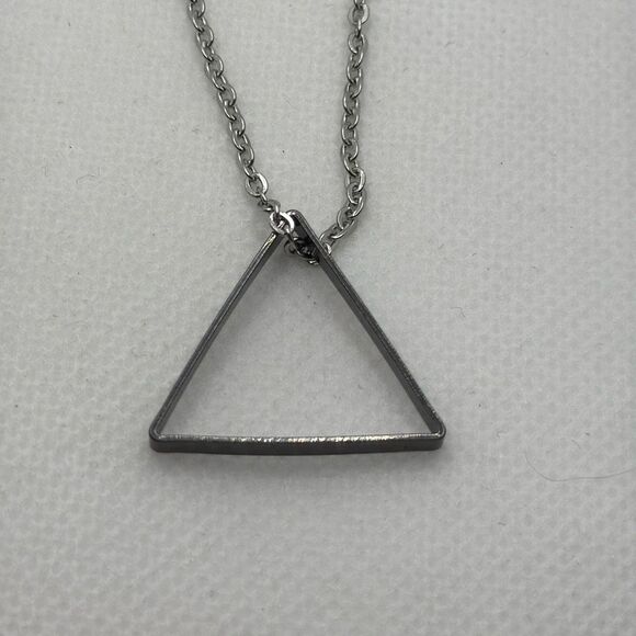 Brand New!! Triangle pendant and chain - Picture 2 of 5